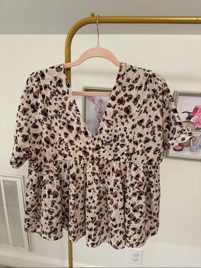 entro Beige and Brown Leopard Print V-Neck Peplum Tunic